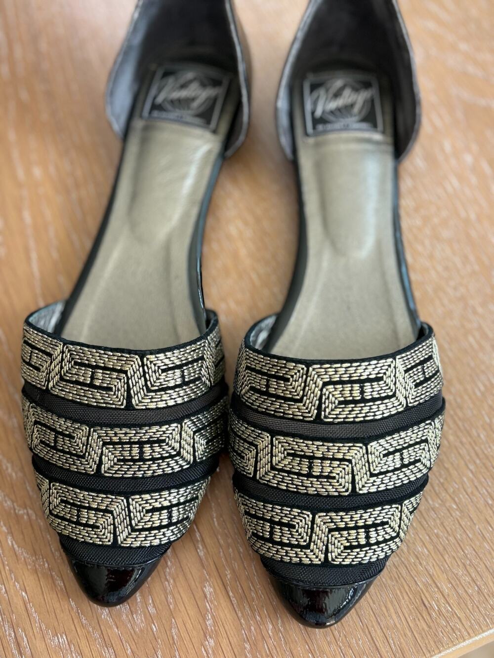 Vintage by Jeffrey Campbell Black Gold Greek Key D'Orsay Mesh Pointed Flats 8.5